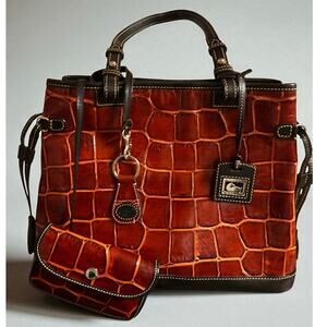 Dooney & Bourke Rich Brown Red Orange Crocodile Crossbody Bag Pouch Key Set 3pc